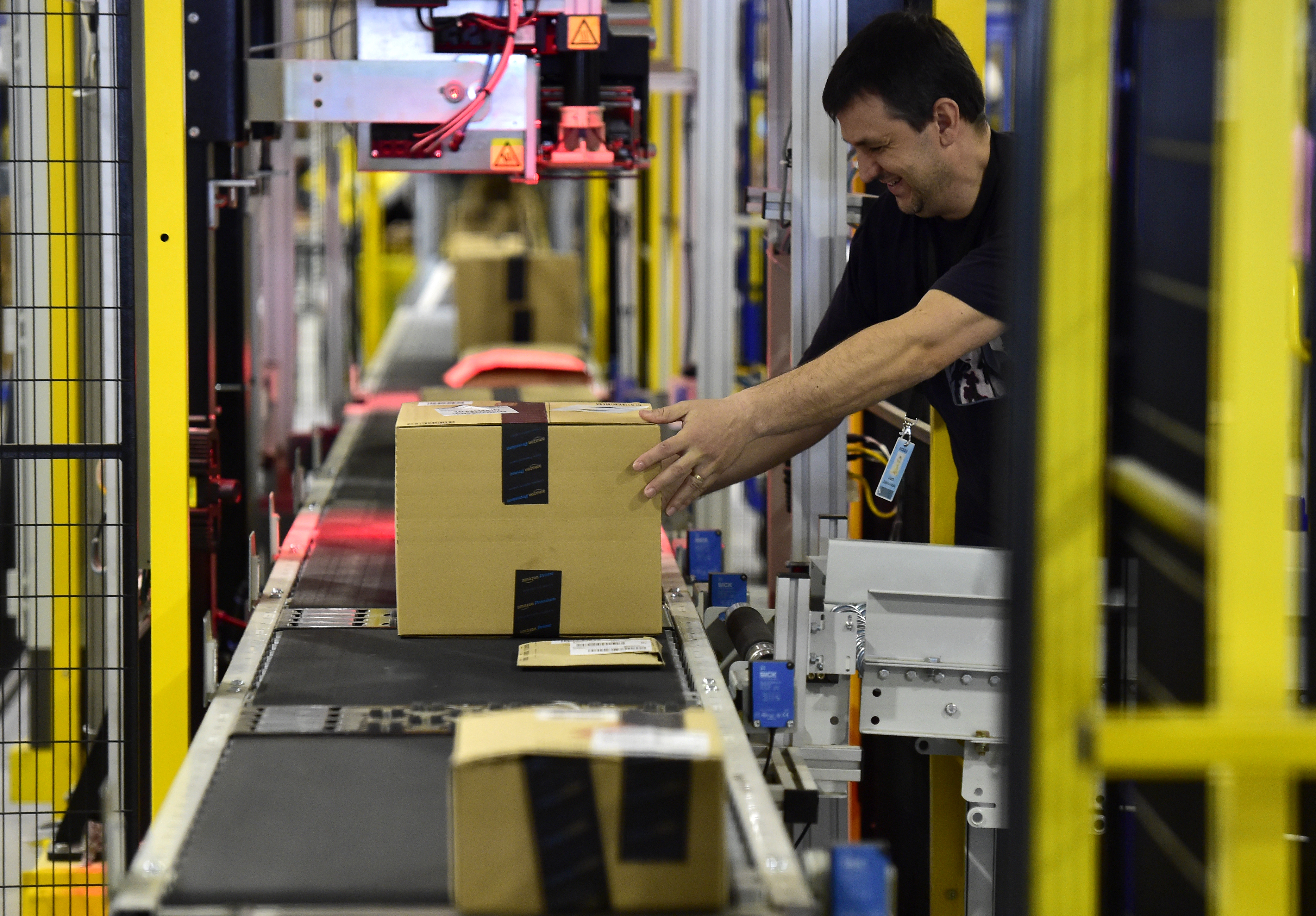 Siliconeer Amazon set to launch its own delivery service report