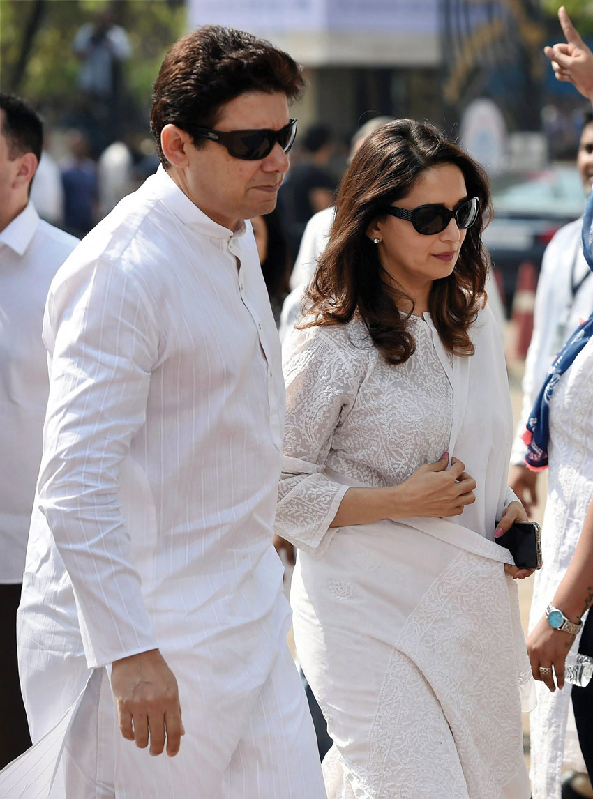 PAGE ENT SRIDEVI DIVA 04