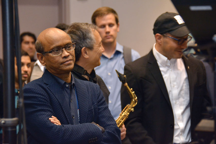 PAGE TIE 37 DSC 7588