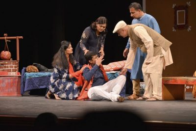 Band Members - L to R: "Mona"(Smitha Archana), "Dimple" (Swarupa E), Sitting on the ground "Mastan" (Suneel Bhattula), Band Manger "Madhur" (Sanjay Nichani), "Aman" (Sachin Chawla)(All Photos: Stephen Howell)