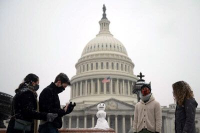 House Democrats failed in a bid to increase relief payments to people struggling to survive the pandemic. ©AFP/File ANDREW CABALLERO-REYNOLDS