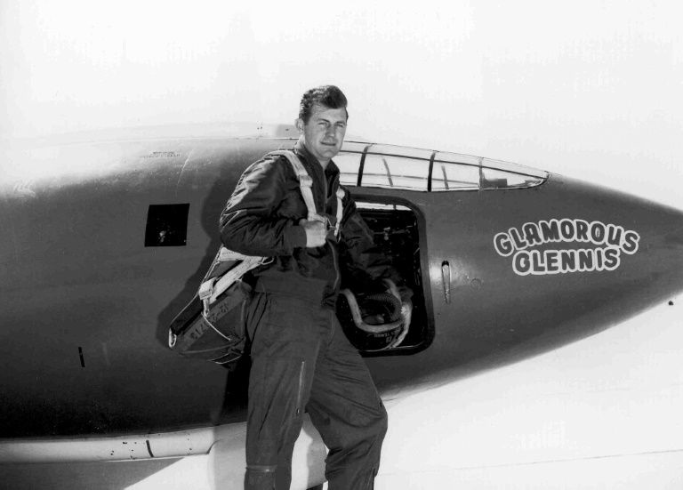 Siliconeer | Chuck Yeager, First Pilot To Break Sound Barrier, Dies Aged 97