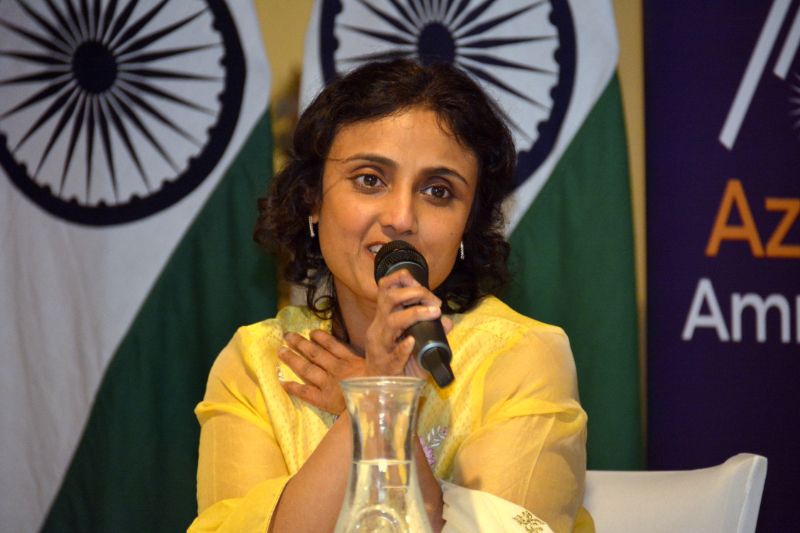 CA Geetha Ramakrishnan, ICAI SF, welcomes the Bay Area community and kicks off the conversation for the evening.