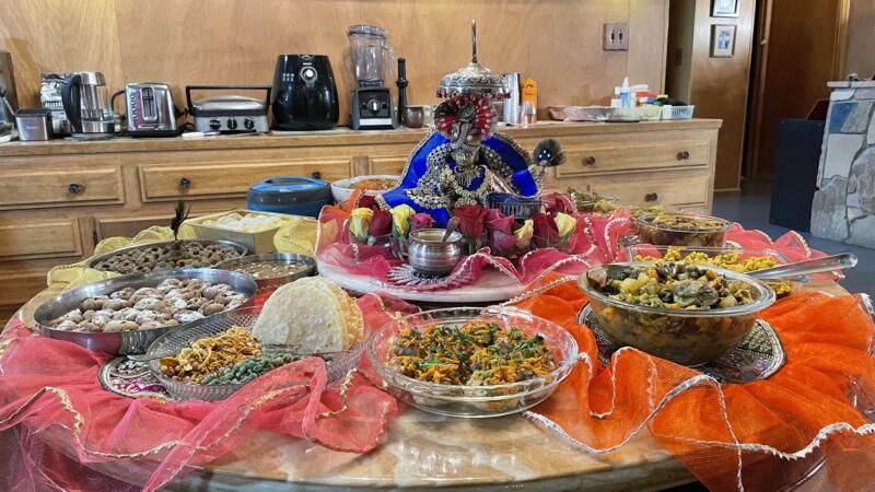 IMG 5464 Annakut Prasad hosted in Fremont, Calif.