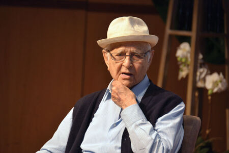 Norman Lear, 92, has enjoyed a long career in television and film, and as a political and social activist and philanthropist. Mr. Lear was the keynote speaker, a living example of “Old Really is Gold.” (Amar D. Gupta | Siliconeer) page-boomers-07-norman-lear-1-dsc_9501