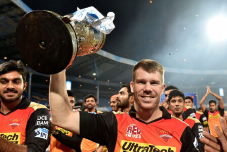 Sunrisers Hyderabad skipper David Warner with the winning trophy of IPL 2016. (Shailendra Bhojak | PTI) page-cricket-ipl9-14