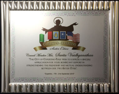 Plaque to Vice Mayor Savita Vaidhyanathan celebrating the visit from Copertino, Italy. page-cupertino-05