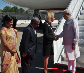 page-day1-modi-in-sv-08