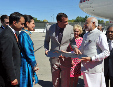 page-day1-modi-in-sv-11