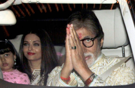 page-ent-diwali-bachchans-02