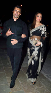 page-ent-diwali-bachchans-05