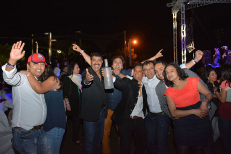 People rocked by Farhan at the Santa Clara Fairgrounds, May 21 page-farhan-16