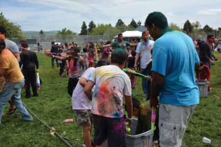 Fremont. page-holi-06-fremont