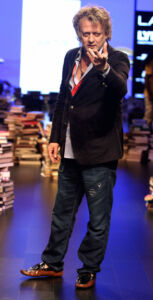 page-lakme-fashion-week-lfw2016winter-05