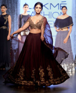 page-lakme-fashion-week-lfw2016winter-10