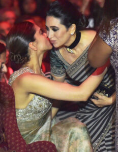 page-lakme-fashion-week-lfw2016winter-17