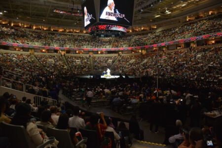 Indian Prime Minister Narendra Modi talked extempore for about an hour to the 18,000 plus crowd of fans at SAP Center, in San Jose, Calif., Sept. 27. (Amar D. Gupta | Siliconeer) page-modi-19-adg