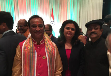 Members of the Indian American community gathered at Fairmont Hotel in San Jose, Calif., to greet Prime Minister Narendra Modi on his maiden visit to Silicon Valley. (L-r): Pandit Krishna Kumar Pandey, Pallavi Chhelavada, Vaastu consultant, and attorney Mahesh Bajoria. (Facebook) page-modi-28-fb