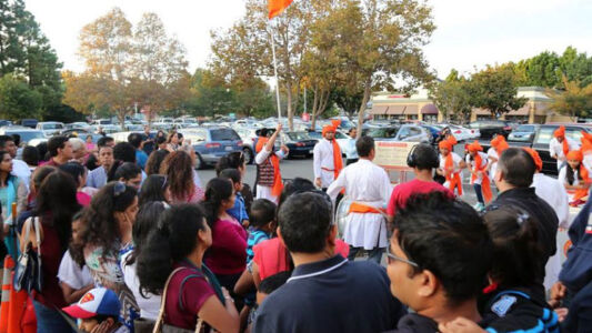 Dhol, Tasha and Lejim players created a musical frenzy to welcome Preity Zinta. (Photo: PNG Jewelers) page-png-gallery-one-03
