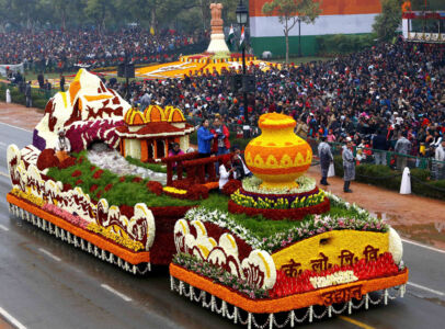 CPWD tableau at 66th Republic Day Parade. (Press Information Bureau) page-repday08-pib-l2015012661625