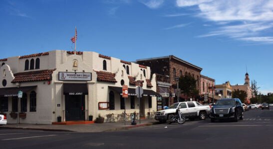A street view of the Sonoma Plaza, home to fine dining, wine and whiskey. page-safari-west-print-32