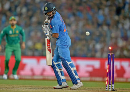 India’s Shikhar Dhawan clean bowled by Pakistan bowler Mohammad Sami during the ICC T20 World cup match against Pakistan at Eden Gardens in Kolkata, Mar. 19. (Swapan Mahapatra | PTI) page-sports-cricket-wt20-indiapak-08