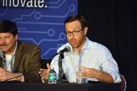 Elliot Katz, attorney at DLA Piper, moderating the Now to 2020 track. (Vansh A. Gupta/Siliconeer) page-tiecon-2017-conference-09
