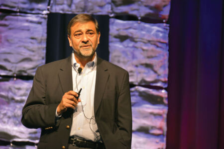 Academic, researcher, write and entrepreneur Vivek Wadhwa (@wadhwa) presented an interesting keynote on the future of technology, saying that technology advancements are taking us closer to the Star Trek future, at #TiEcon 2015. Amar D. Gupta | Siliconeer page-tiecon2015-39