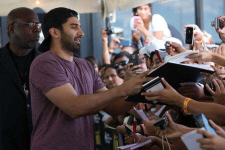 Ranveer-singh-Adiyata-Roy-Kapoor-8