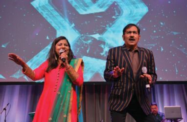 Sadhana Sargam and Sudesh Bhosle perform at TiE Banquet page-tie-07-dsc_8039
