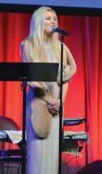 Film Actress Erin Gavin at the TiE Banquet page-tie-15-dsc_7893