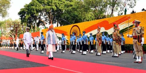 Indian Prime Minister Narendra Modi inspecting the Guard of Honor at Red Fort, on 75th Independence Day, in Delhi, Aug. 15. (PIB) Indian Prime Minister Narendra Modi inspecting the Guard of Honor at Red Fort, on 75th Independence Day, in Delhi, Aug. 15. (PIB)