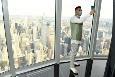 NEW YORK, NEW YORK - NOVEMBER 04: Jay Sean celebrates Diwali at The Empire State Building on November 04, 2021 in New York City. (Photo by Noam Galai/Getty Images for Empire State Realty Trust)