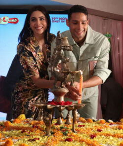 Sharvari and Siddhant Chaturvedi (r) promote upcoming film "Bunty Aur Bubli 2," in Mumbai. (Siliconeer/APHIMAGES)