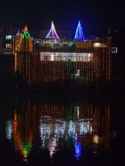 An illuminated view of Hanuman Mandir during Diwali festival, on the banks of river Jhelum in Srinagar, Nov 04, 2021. (Siliconeer/APHIMAGES/Umar Ganie)