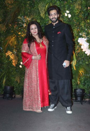 Anushka Ranjan's Sangeet ceremony attended by Poonam Dhillon (l). (APHimages)