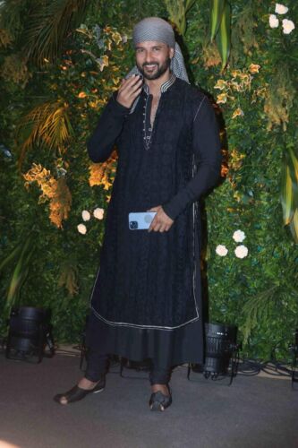Ronit Roy at Anushka Ranjan's Sangeet ceremony. (APHimages)