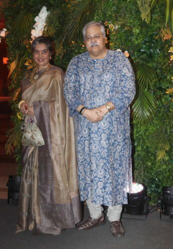 Anushka Ranjan's Sangeet ceremony attended by Satish Shah (r) and wife, Madhu. (APHimages)