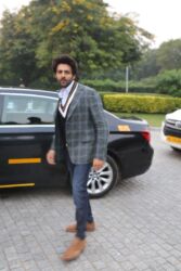 Bollywood actor Kartik Aaryan during promotions of his Netflix film "Dhamaka," in New Delhi, Nov. 15, 2021. (APHimages)