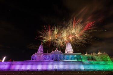 Diwali Fireworks at BAPS Shri Swaminarayan Mandir, Houston, TX